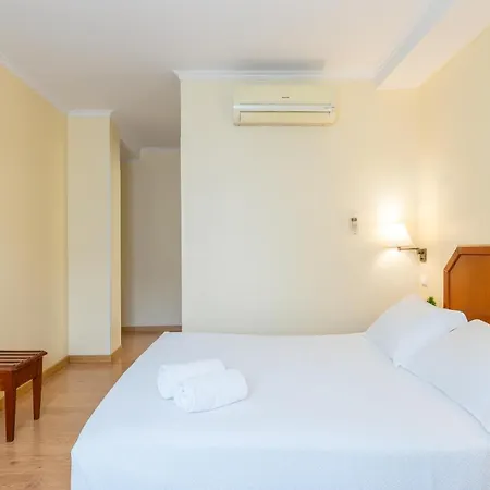 Hotel Residencial Colibri 2*