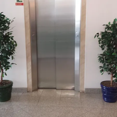 Ξενοδοχείο Residencial Colibri Costa de Caparica